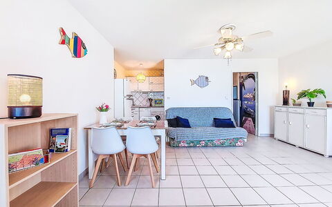 Accommodation:&nbsp;Le Sunset Cap Sud 905.27