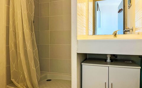 Accommodation:&nbsp;Le Sunset Cap Sud 905.23