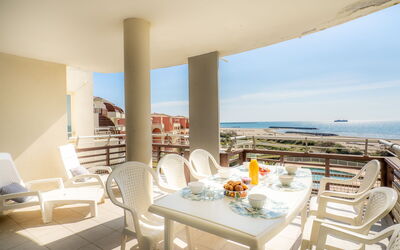 Accommodation:&nbsp;Le Sunset Cap Sud 905.7