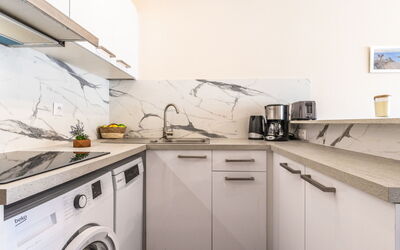 Accommodation:&nbsp;Le Sunset Cap Sud 905.26