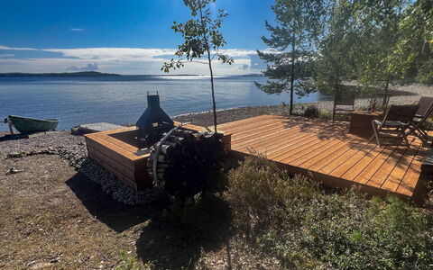 Huvila Lomaonni: Furniture, Chair, Outdoor Furniture, Table, Wood, Outdoor Table, Kitchen & Dining Room Table, Shade, Garden, Umbrella