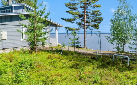 Saunamaja: Coastal And Oceanic Landforms, Coast, Cottage, Shore, Ocean, Sound, Bay, Evergreen, Porch