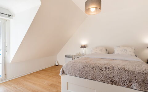 Le Clos St Colomban: Bedroom, Bed, Furniture, Room, Property, Floor, Wall, Bed Frame, Interior Design, Bed Sheet