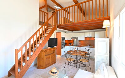 Accommodation:&nbsp;Le Green Village 200.4