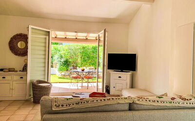Accommodation:&nbsp;Le Green Village 200.6