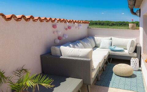 Barbolan: Property, Furniture, Room, Interior Design, House, Real Estate, Wall, Turquoise, Building, Home