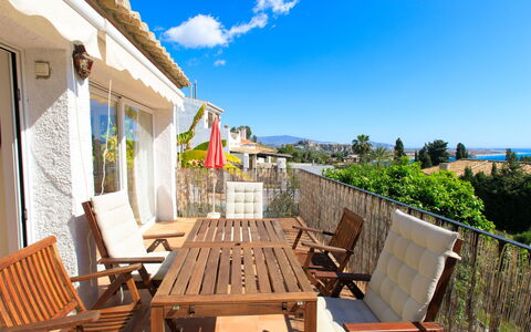 Granado: Property, Sky, Real Estate, Building, House, Room, Home, Furniture, Table, Vacation