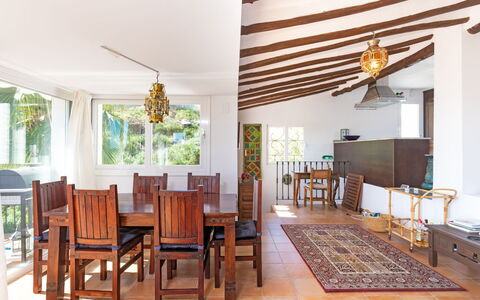 Granado: Room, Property, Dining Room, Furniture, Ceiling, Building, Interior Design, Floor, Real Estate, House