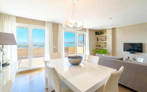 Nautic Sea Views: Property, Room, Furniture, Interior Design, Building, Dining Room, House, Floor, Ceiling, Table