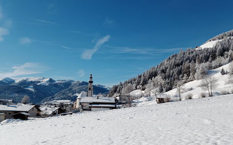 Sonnseit Living: Cloud, Sky, Mountain, Snow, Slope, Tree, Ice Cap, Landscape, Recreation, Geological Phenomenon