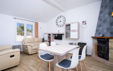 La Camarrocha: Property, Room, Furniture, Interior Design, Building, House, Table, Real Estate, Floor, Wood Flooring