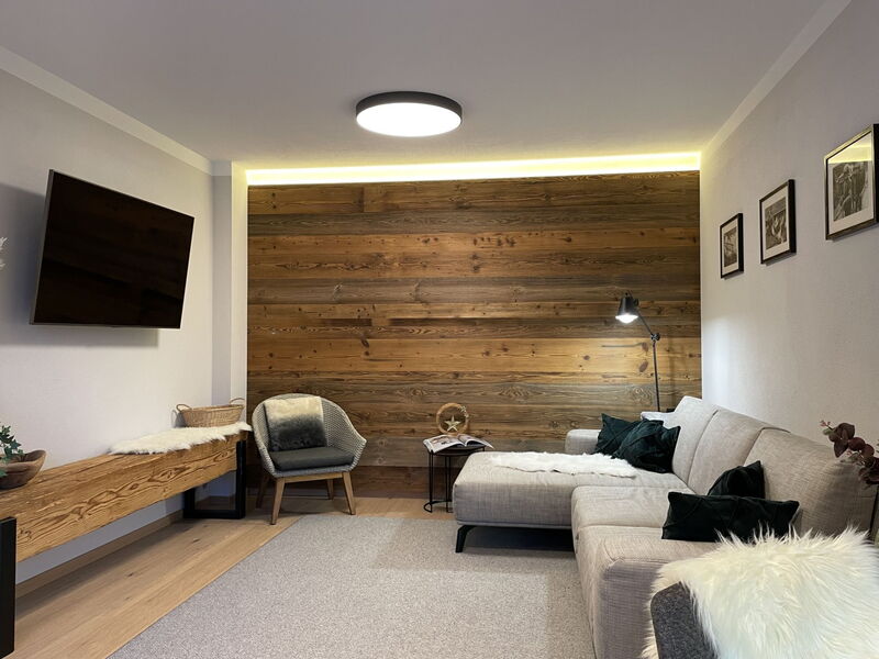 Accommodation:&nbsp;Panorama Chalet Tirol 651.2