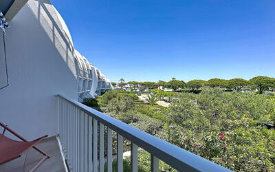 Accommodation:&nbsp;Le Grand Large 200.5