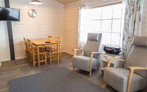 Venuskukkula: Furniture, Flooring, Floor, Wood, Interior Design, Room, Chair, Wood Flooring, Home, Ceiling