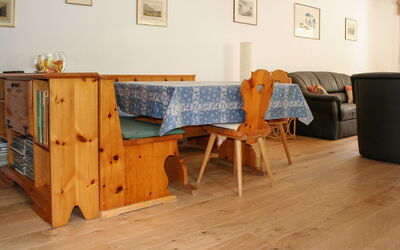Accommodation:&nbsp;Siesta 80.1