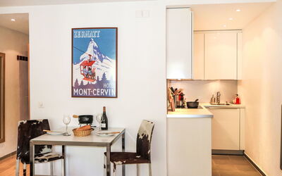 Accommodation:&nbsp;Siesta 80.2