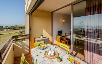 Accommodation:&nbsp;Les Eaux Vives 1 & 2 110.5