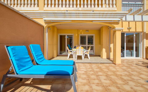 Dénia 479: Property, Building, Furniture, Room, Real Estate, Interior Design, House, Home, Balcony, Floor
