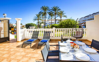 Accommodation:&nbsp;Aquamarina 479.2