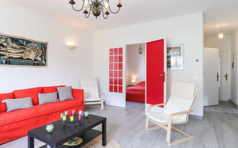 Saint Palais sur Mer 148: Room, Property, Interior Design, Furniture, Living Room, Building, Ceiling, House, Table, Floor