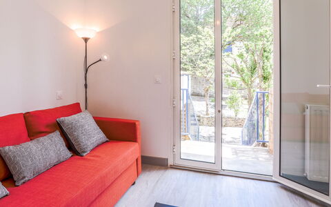 Saint Palais sur Mer 148: Room, Property, Furniture, Interior Design, Red, House, Building, Floor, Real Estate, Bedroom