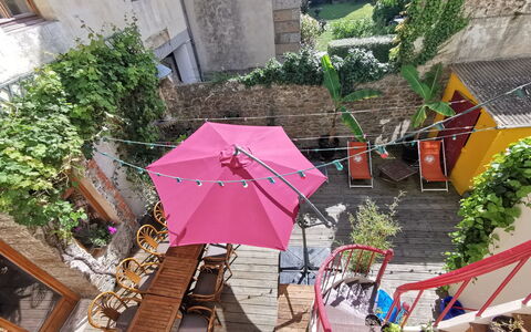 Le Patio: Plant, Building, Window, Umbrella, Urban Design, Biome, Public Space, Leisure, Tints And Shades