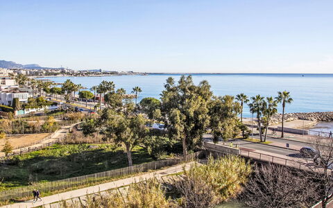 Cagnes-Sur-Mer 137: Daytime, Tree, Coast, Landscape, Coastal And Oceanic Landforms, Sea, Ocean, Shore, Beach
