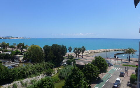 Cagnes-Sur-Mer 137: Property, Real Estate, Sky, Sea, Building, Vacation, Tourism, Resort, Coast, Architecture