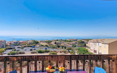 Saint Pierre la Mer 400: Mountain Range, Balcony, Mountain Village