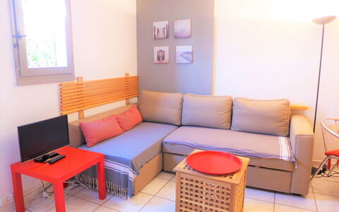 Accommodation:&nbsp;Les Terrasses de la Méditerranée 400.2