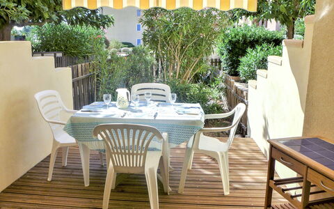 Saint Pierre la Mer 400: Table, Furniture, Property, Plant, Chair, Nature, Azure, Textile, Lighting, Interior Design