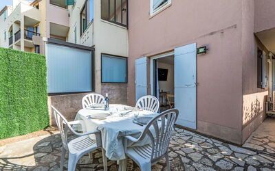Accommodation:&nbsp;Les Terrasses de la Méditerranée 400.13