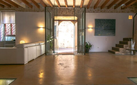 Sa Muralla: Lobby, Floor, Building, Property, Room, Ceiling, Flooring, Interior Design, Hall, Architecture