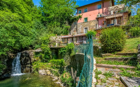 Il Mulinaccio: Nature, Water, Vegetation, Natural Landscape, Green, Waterfall, Watercourse, River, Nature Reserve, Architecture