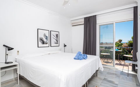 Sol de Estepona: Bedroom, Furniture, Room, Bed, Property, Bed Sheet, Bed Frame, Floor, Interior Design, Mattress