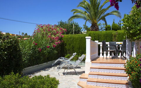 Vega: Property, Real Estate, House, Garden, Botany, Building, Tree, Vacation, Yard, Backyard