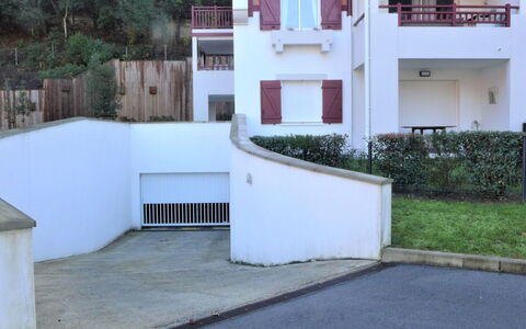 Hossegor 770: Plant, Building, Window, Land Lot, Tree, Residential Area, Material Property, Urban Design, Real Estate