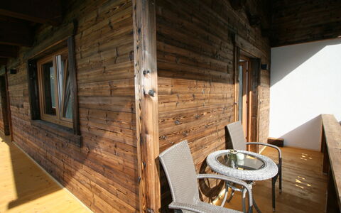 Kröll: Property, Table, Wood, Chair, Building, Interior Design, Window, Flooring, Wood Stain, Beam