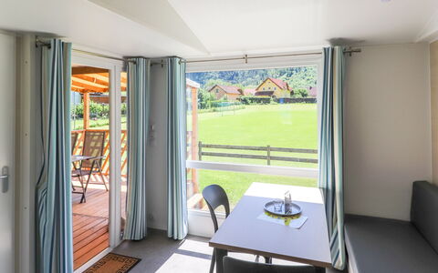 Sachsenburg - Drautal 10: Room, Property, Building, Interior Design, Furniture, Real Estate, House, Suite, Architecture, Home