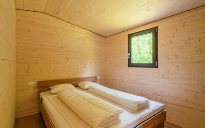 Accommodation:&nbsp;Wood Cube 10.2