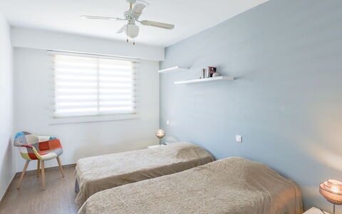 Etoile de Mer: Bedroom, Room, Furniture, Bed, Property, Bed Sheet, Interior Design, Wall, Floor, Ceiling
