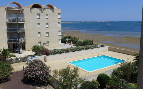 Laguna Beach: Property, Building, Apartment, Swimming Pool, Real Estate, Azure, House, Vacation, Resort, Condominium