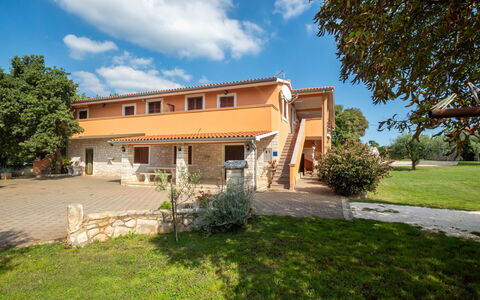 Pula Krnica 120: Property, Home, House, Real Estate, Building, Residential Area, Estate, Land Lot, Architecture, Villa