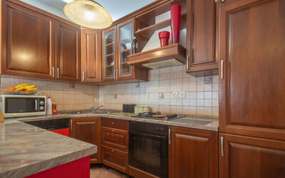 Accommodation:&nbsp;Iva 120.1