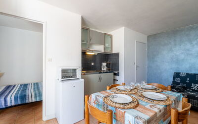 Accommodation:&nbsp;Les Balcons de la Méditerranée 120.37