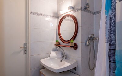 Accommodation:&nbsp;Les Balcons de la Méditerranée 120.37