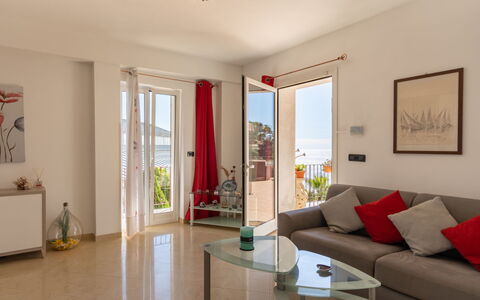Sanremo 651: Property, Room, Living Room, Interior Design, Furniture, Building, Ceiling, Real Estate, Floor, House