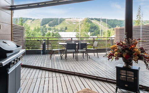 Tahko Spa Suites Orange B 1: Wood, Cottage, Wood Stain, Hardwood, Log Cabin, Plank, Ceiling, Natural Material, Lumber, Garden Buildings