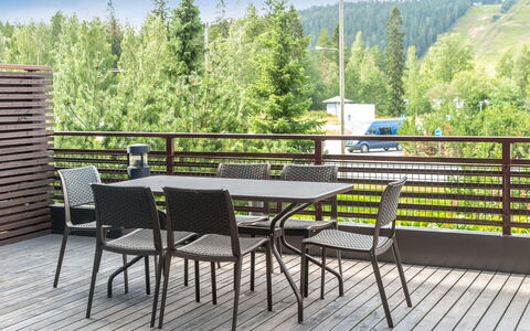 Tahko Spa Suites Orange B 1: Wood, Cottage, Wood Stain, Hardwood, Log Cabin, Plank, Ceiling, Natural Material, Lumber, Garden Buildings