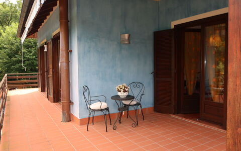 Sulle Colline Casalesi: Property, Room, Building, House, Real Estate, Floor, Home, Tile, Interior Design, Estate